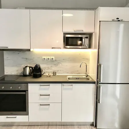 Apartment Walk To Markets From A Cozy By Cielo Homes *