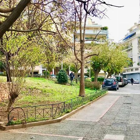 Walk To Markets From A Cozy By Cielo Homes Apartment