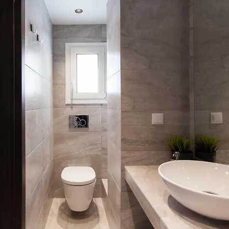 Apartment Walk To Markets From A Cozy By Cielo Homes